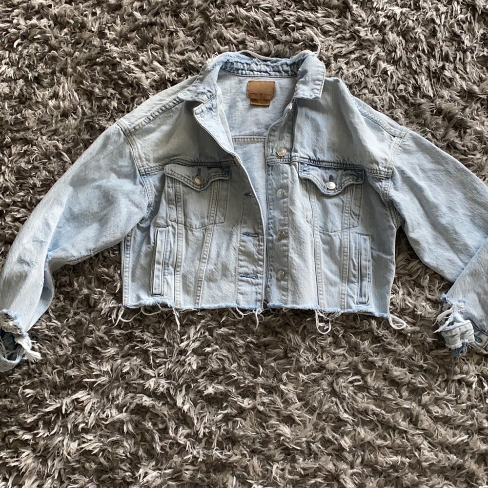 NWOT American eagle distressed crop jacket